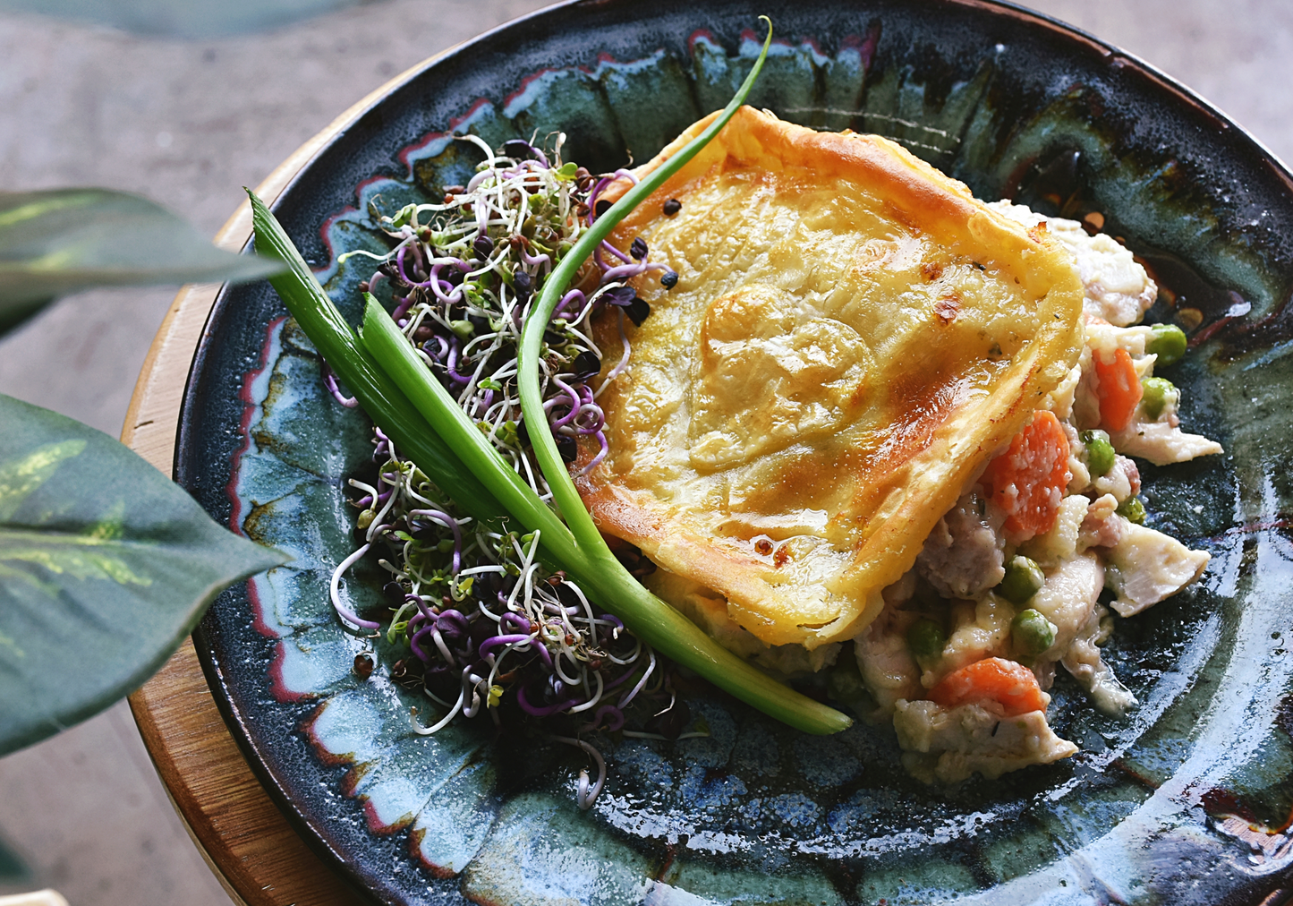 Country Chicken, Bacon & Pea Pie